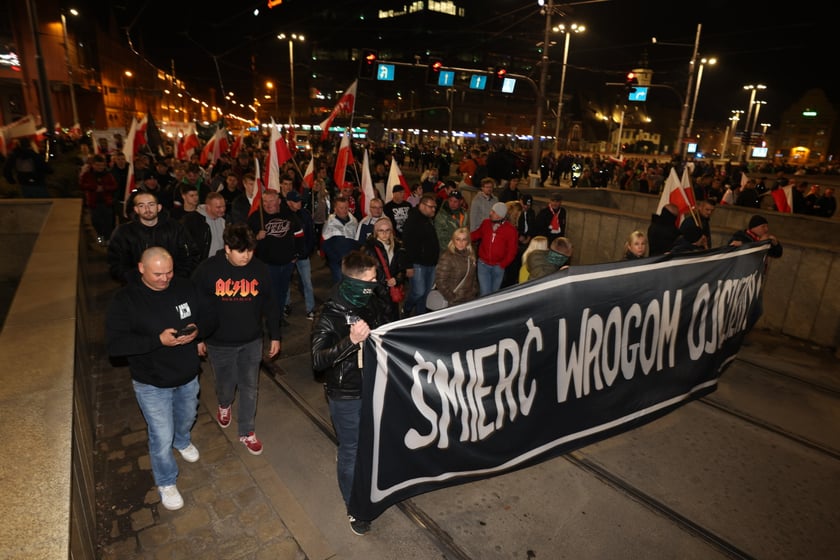 Marsz narodowców 11 listopada 2022 we Wrocławiu