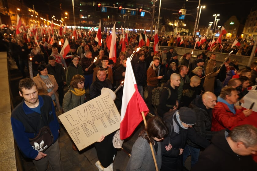 Marsz narodowców 11 listopada 2022 we Wrocławiu