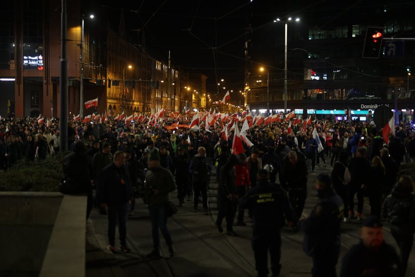 Marsz narodowców 11 listopada 2022 we Wrocławiu
