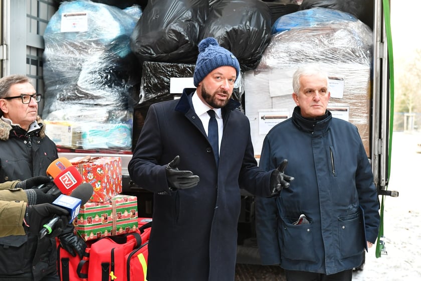 Na zdjęciu uczestnicy akcji pomocy dla Ukrainy