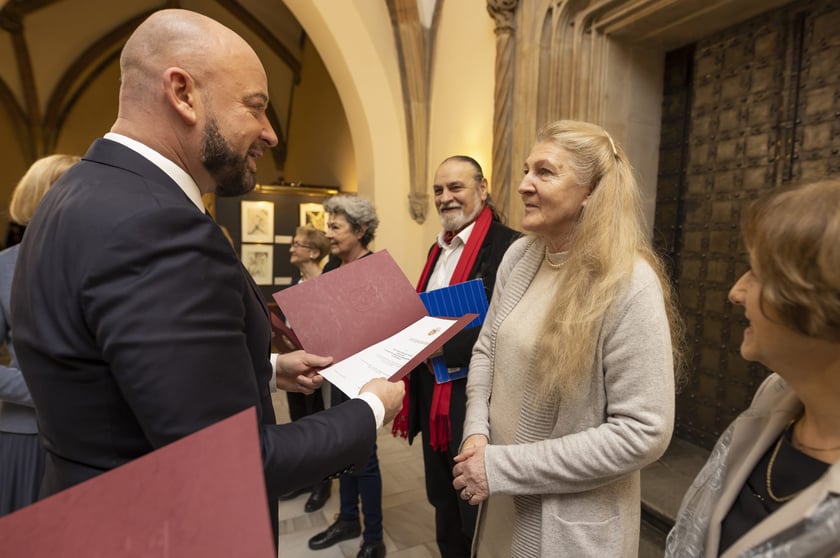 Uroczystość wręczenia dyplomów wrocławskim nauczycielom