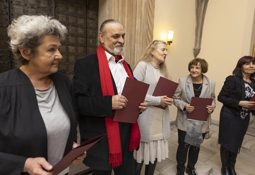 Uroczystość wręczenia dyplomów wrocławskim nauczycielom