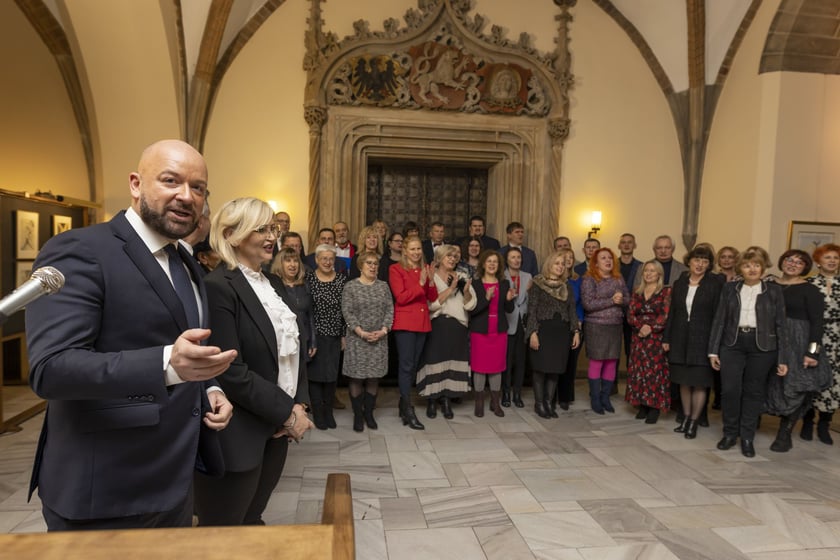 Uroczystość wręczenia dyplomów wrocławskim nauczycielom