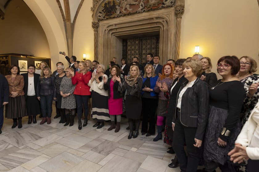 Uroczystość wręczenia dyplomów wrocławskim nauczycielom