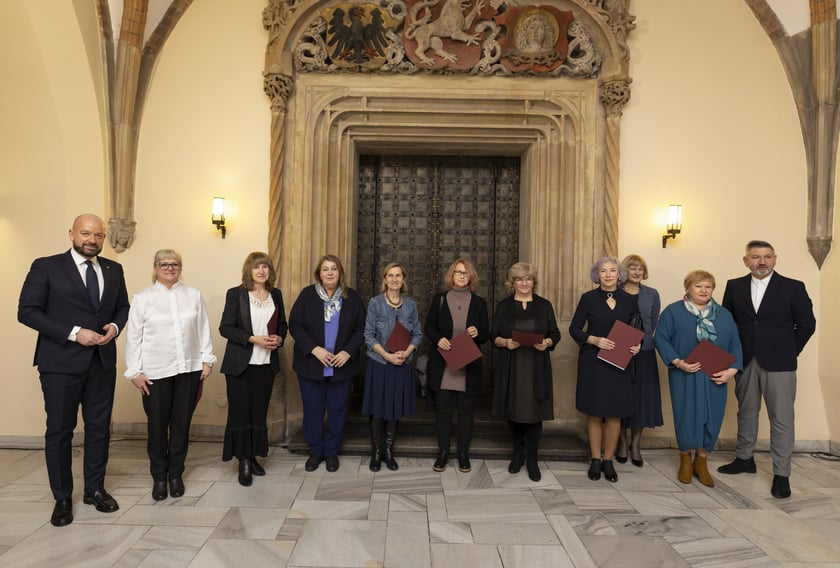 Uroczystość wręczenia dyplomów wrocławskim nauczycielom