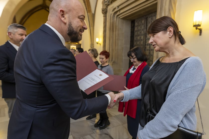 Uroczystość wręczenia dyplomów wrocławskim nauczycielom