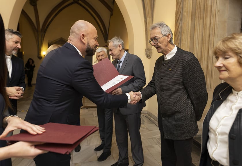 Uroczystość wręczenia dyplomów wrocławskim nauczycielom