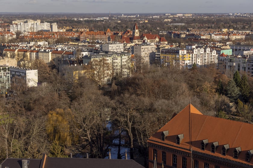 Na zdjęciu panorama Wrocławia widziana z tarasu na wieży katedry na Ostrowie Tumskim