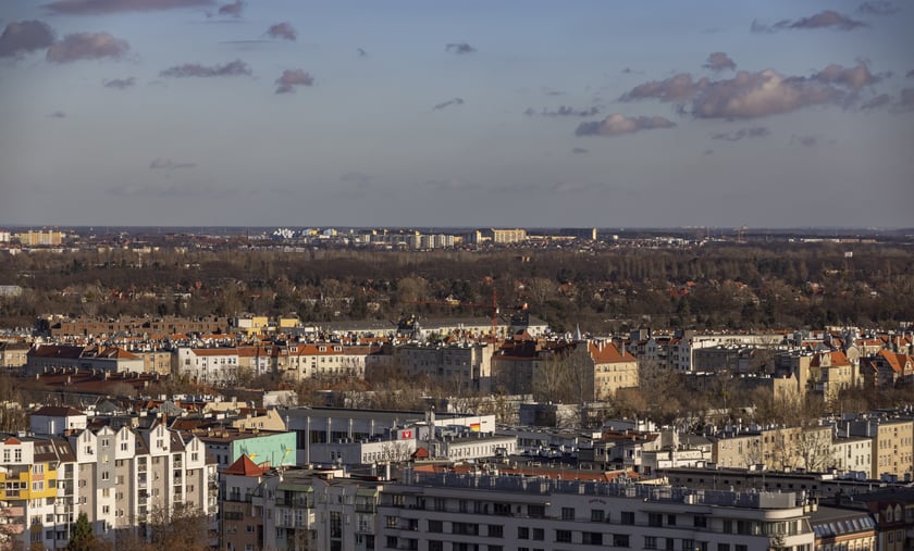 Na zdjęciu panorama Wrocławia widziana z tarasu na wieży katedry na Ostrowie Tumskim
