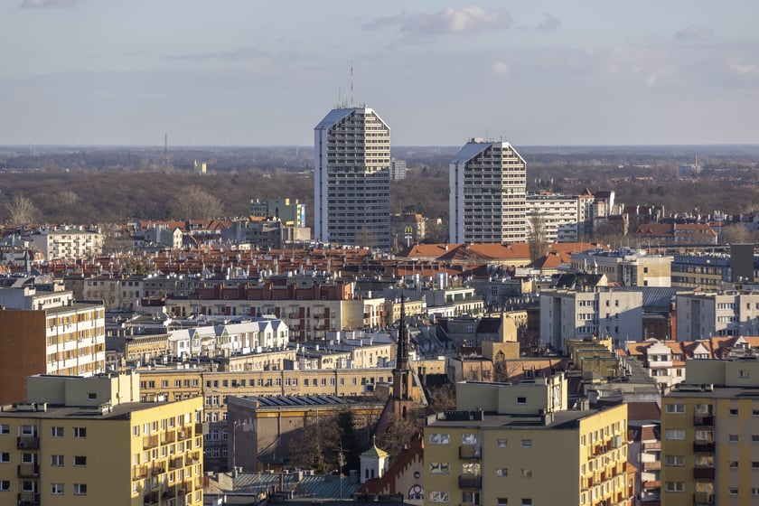 Na zdjęciu panorama Wrocławia widziana z tarasu na wieży katedry na Ostrowie Tumskim