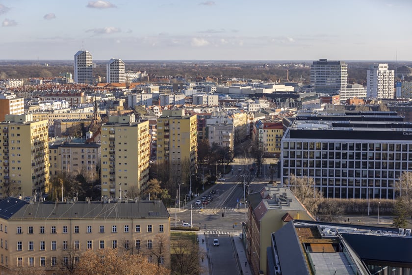 Na zdjęciu panorama Wrocławia widziana z tarasu na wieży katedry na Ostrowie Tumskim