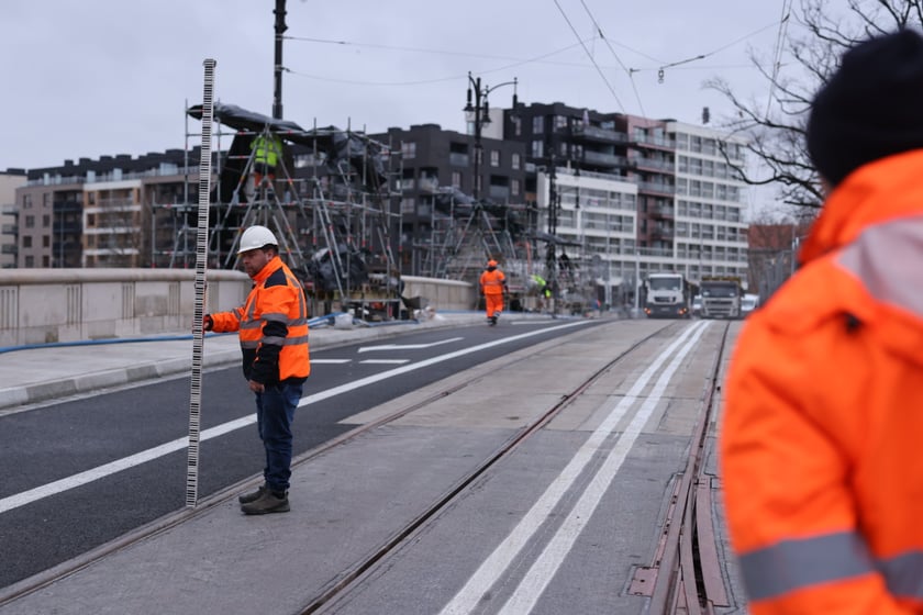 Próba obciążenia na mostach Pomorskich - 10 stycznia 2023