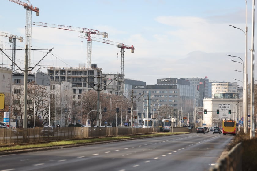 Okolice ulicy Legnickiej, placu Jana Pawła II i placu Strzegomskiego - styczeń 2023