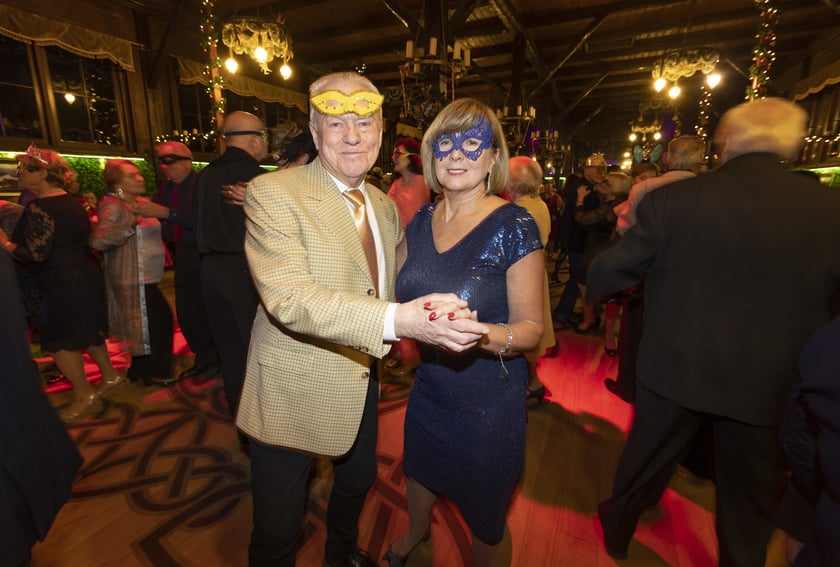 Bal maskowy seniorów z okazji Dnia Babci i Dziadka