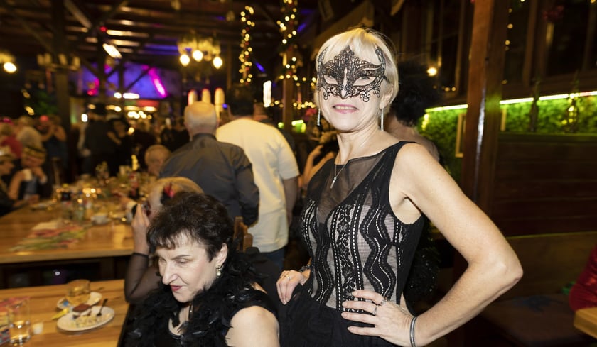 Bal maskowy seniorów z okazji Dnia Babci i Dziadka