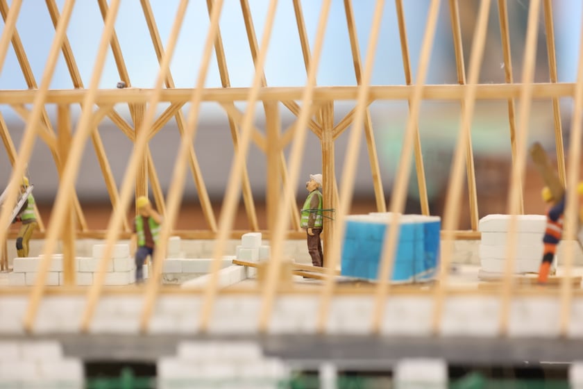 Sceny z Kolejkowa w Sky Tower