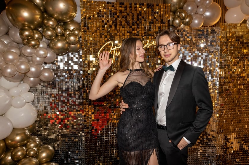 Studniówka XIV LO we Wrocławiu, 21 stycznia 2023 r., Hotel Q Plus na Bielanach Wrocławskich