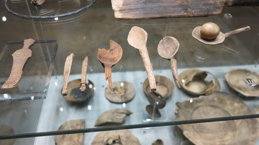 Przedmioty odnalezione podczas prac archeologicznych na Nowym Targu we Wrocławiu