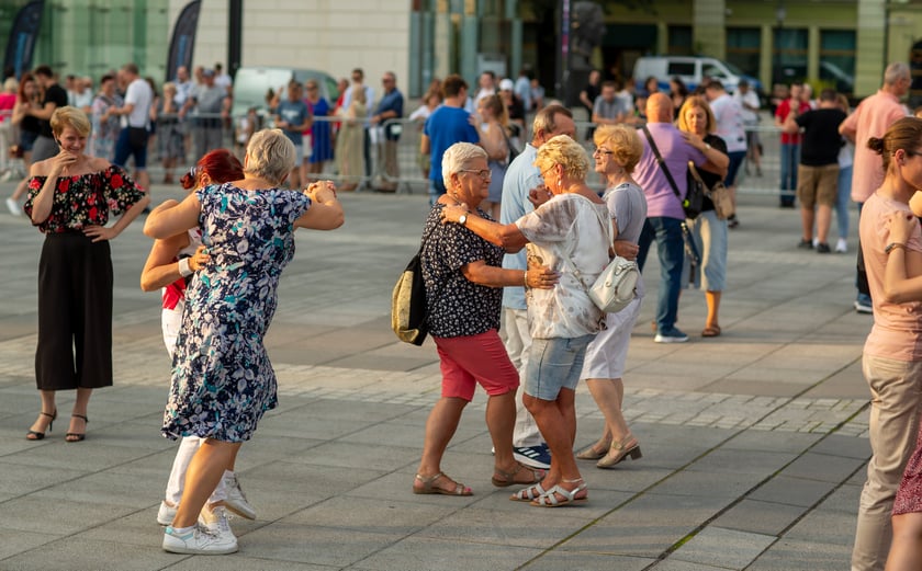 Potańcówka na placu Wolności