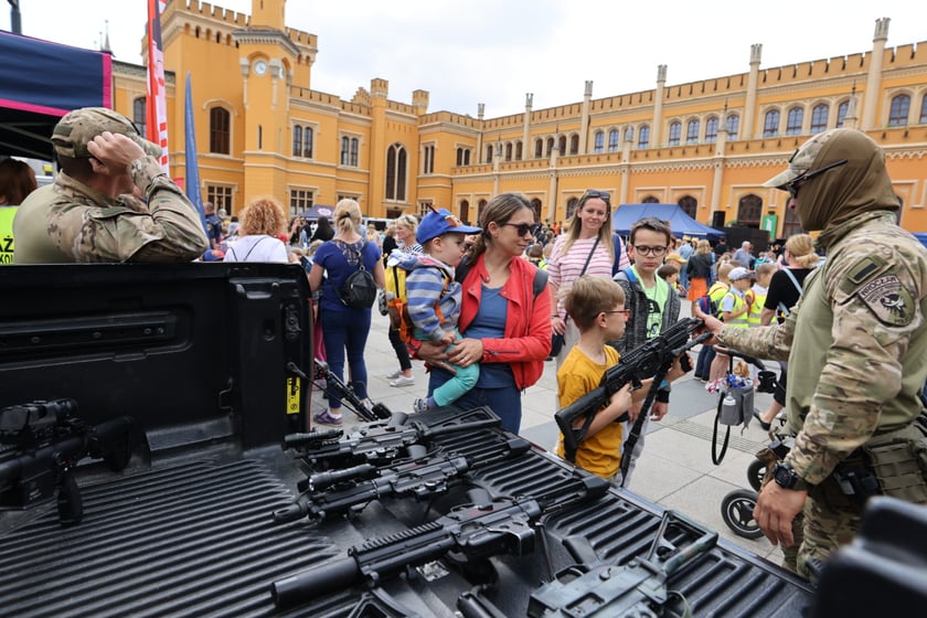 Dolnośląska Policja Dzieciom - impreza prewencyjna z okazji Dnia Dziecka