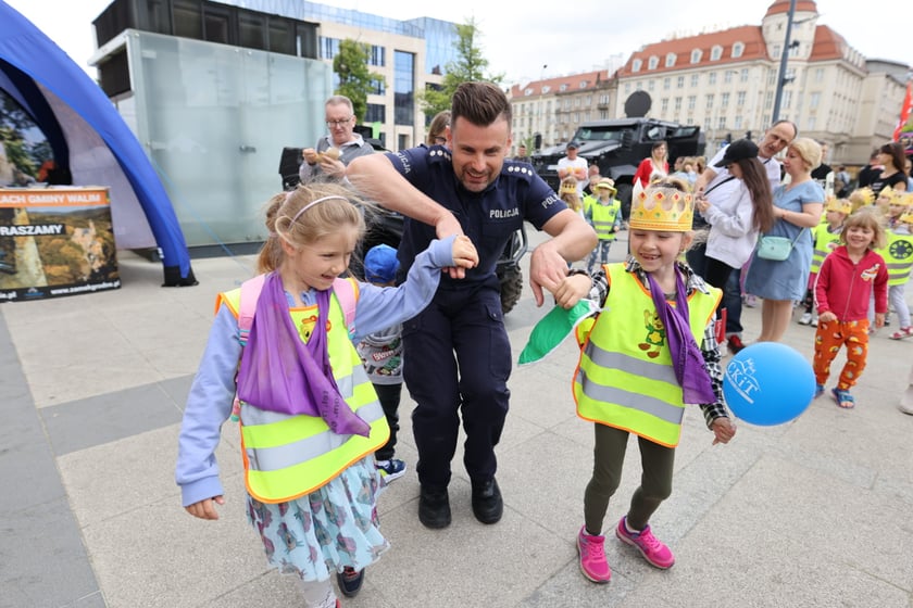 Dolnośląska Policja Dzieciom - impreza prewencyjna z okazji Dnia Dziecka