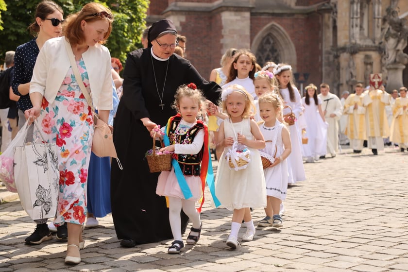 Procesja Bożego Ciała we Wrocławiu 2023