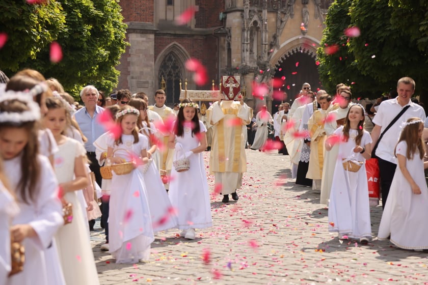 Procesja Bożego Ciała we Wrocławiu 2023