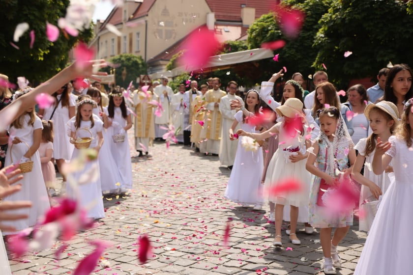 Procesja Bożego Ciała we Wrocławiu 2023