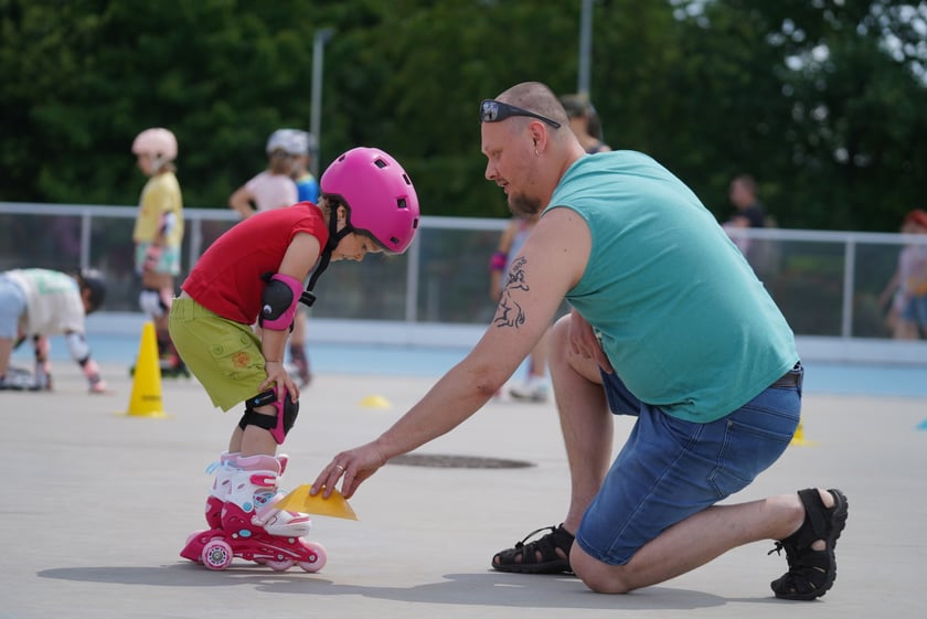 Na Piknik Rodzinny na torze wrotkarskim przyszło wielu wrocławian
