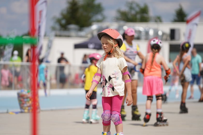 Na Piknik Rodzinny na torze wrotkarskim przyszło wielu wrocławian