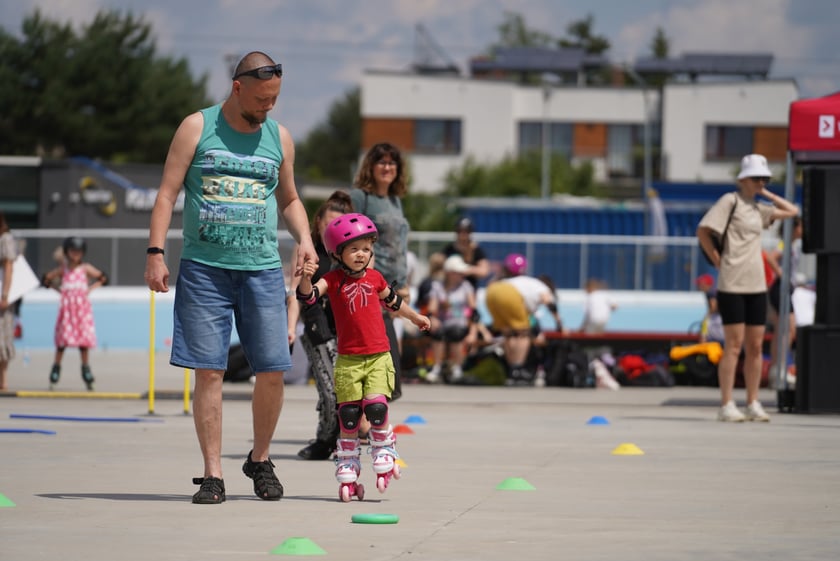 Na Piknik Rodzinny na torze wrotkarskim przyszło wielu wrocławian