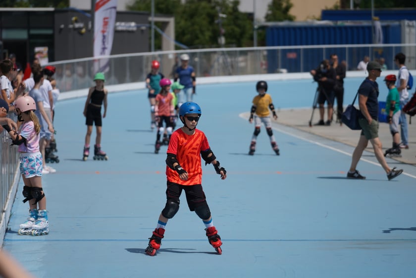 Na Piknik Rodzinny na torze wrotkarskim przyszło wielu wrocławian