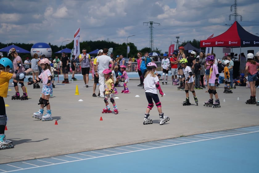 Na Piknik Rodzinny na torze wrotkarskim przyszło wielu wrocławian