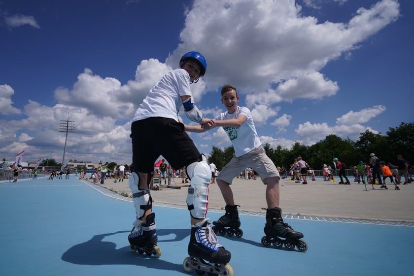 Na Piknik Rodzinny na torze wrotkarskim przyszło wielu wrocławian