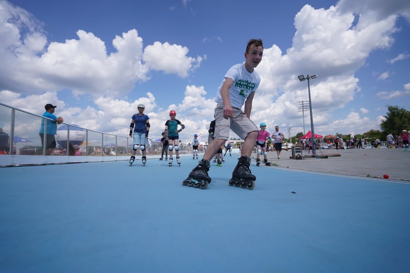 Na Piknik Rodzinny na torze wrotkarskim przyszło wielu wrocławian