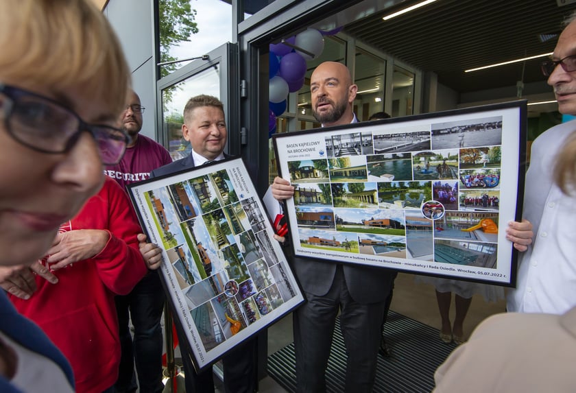 Otwarcie basenów miejskich na Brochowie, 5 lipca 2022 roku
