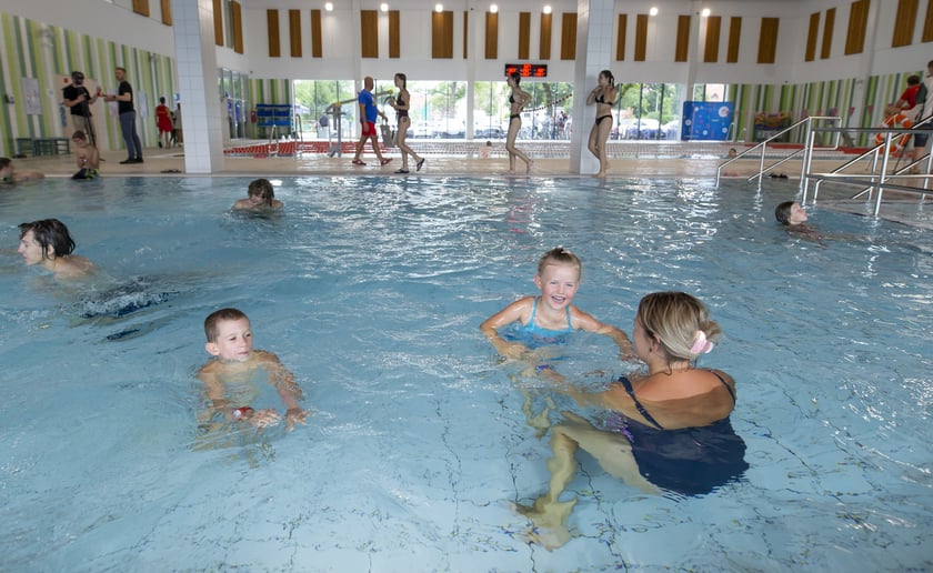 Otwarcie basenów miejskich na Brochowie, 5 lipca 2022 roku
