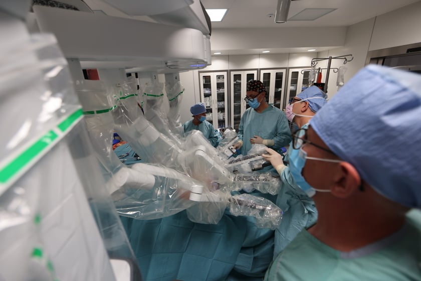 Operacja z udziałem robota Da Vinci w USK