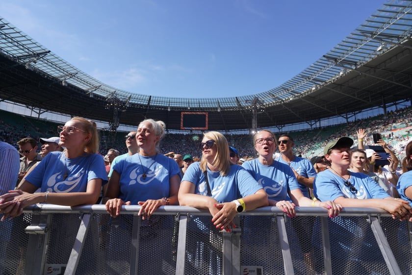 Uczestnicy ChwałaMu 2023. Tarczyński Arena Wrocław