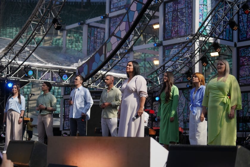 Uczestnicy ChwałaMu 2023. Tarczyński Arena Wrocław