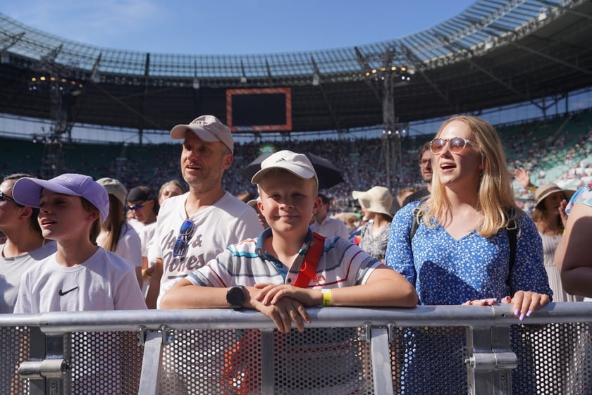 Uczestnicy ChwałaMu 2023. Tarczyński Arena Wrocław