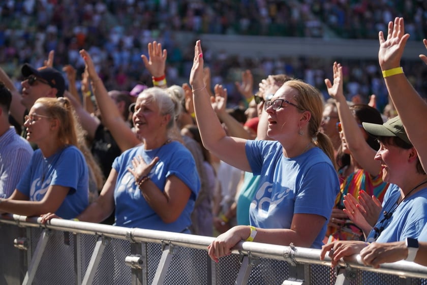 Uczestnicy ChwałaMu 2023. Tarczyński Arena Wrocław
