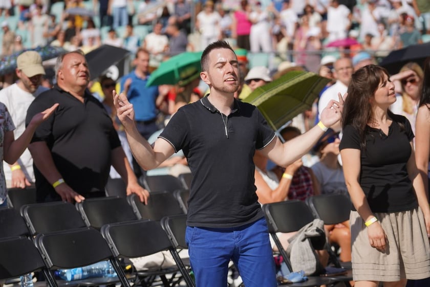 Uczestnicy ChwałaMu 2023. Tarczyński Arena Wrocław