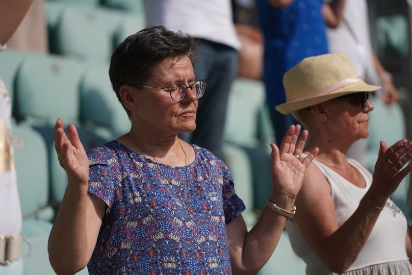 Uczestnicy ChwałaMu 2023. Tarczyński Arena Wrocław