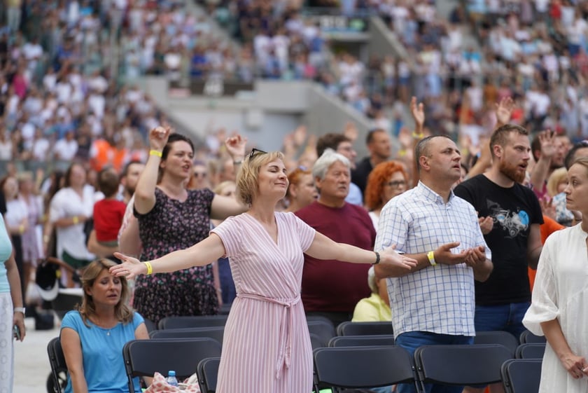 Uczestnicy ChwałaMu 2023. Tarczyński Arena Wrocław