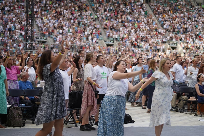 Uczestnicy ChwałaMu 2023. Tarczyński Arena Wrocław