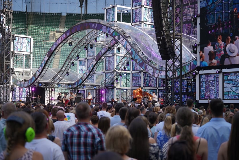 Uczestnicy ChwałaMu 2023. Tarczyński Arena Wrocław