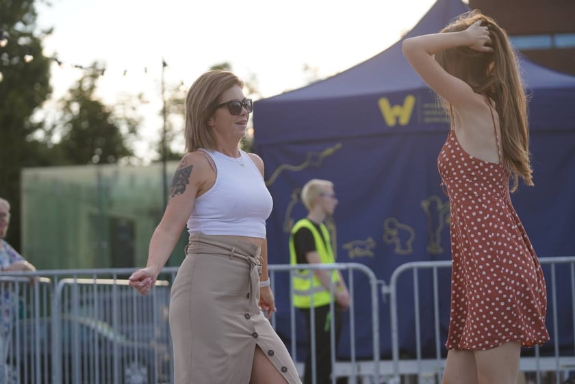 Uczestnicy potańcówki na pl. Wolności w sobotę 8 lipca