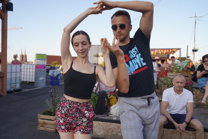 Potańcówka na Dachu ? rozgrzewające rytmy latino na szczycie Galerii Dominikańskiej