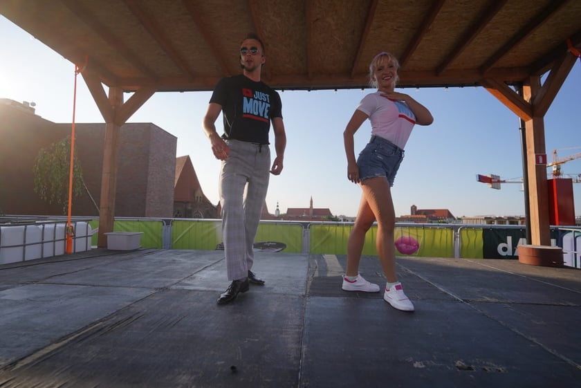 Potańcówka na Dachu ? rozgrzewające rytmy latino na szczycie Galerii Dominikańskiej